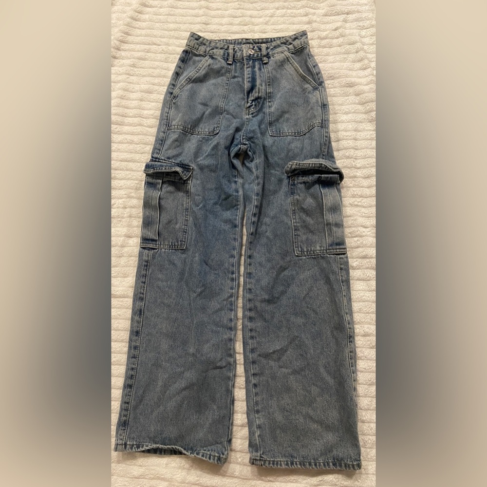 Cute Kids 80’s High-waisted Baggy Shein Cargo Jeans!